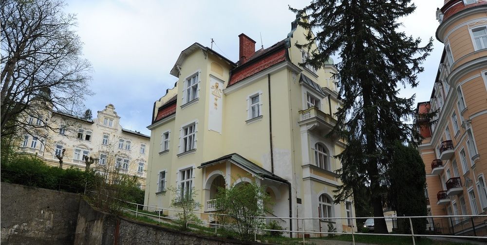 Pension Akropolis, Eco Breakfasts From Farm Mariánské Lázně Exterior foto